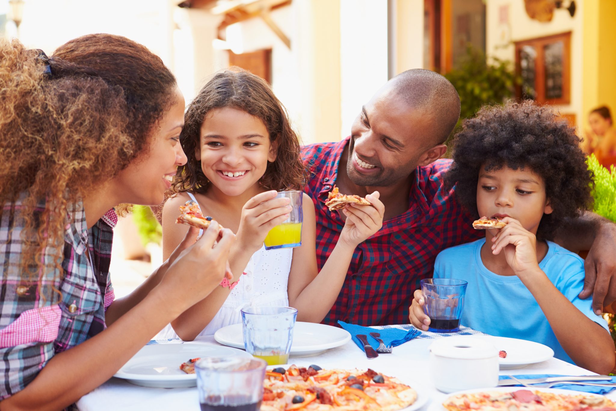 Best Ways to Celebrate National Eat Outside Day New Horizon Academy